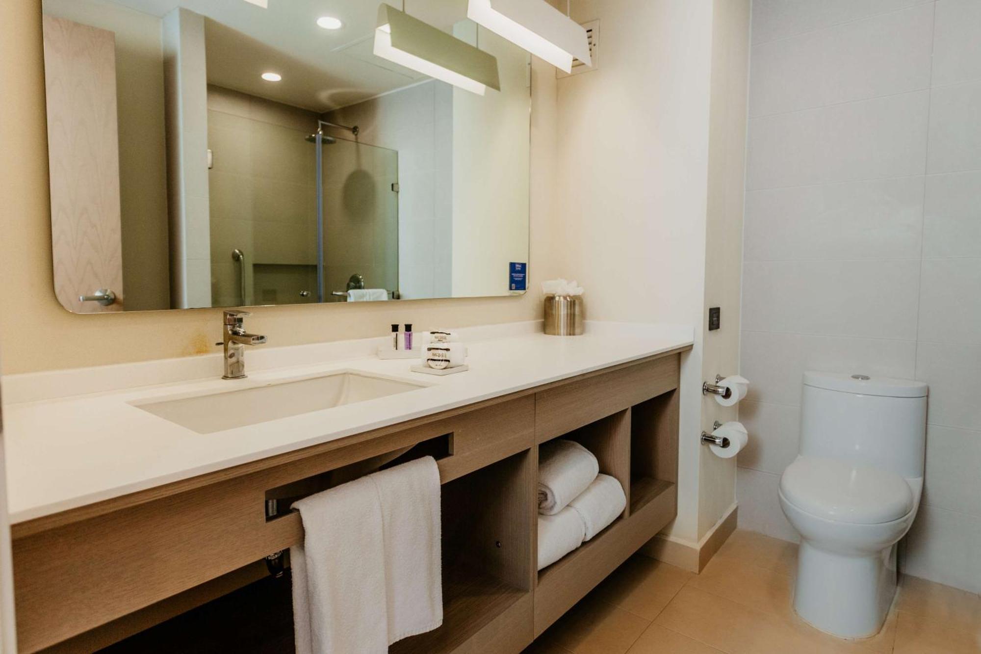 Hilton Garden Inn Silao Aeropuerto Bajio Εξωτερικό φωτογραφία